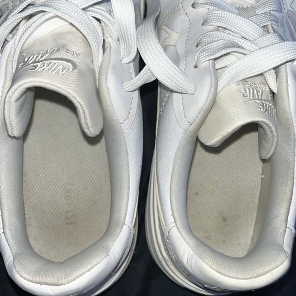 Women’s Size 9 NIKE AIR FORCE 1 SHOES - Picture 8 of 16